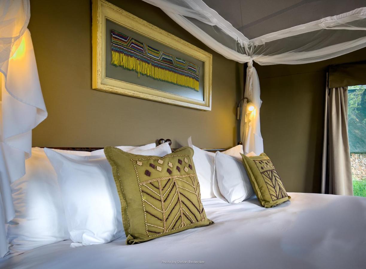Ongava Tented Camp オカウクエジョ エクステリア 写真