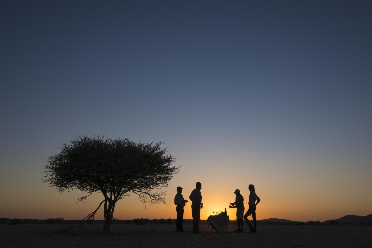 Ongava Tented Camp オカウクエジョ エクステリア 写真